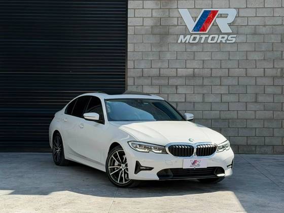 BMW 330i 2.0 16V TURBO GASOLINA SPORT AUTOMÁTICO